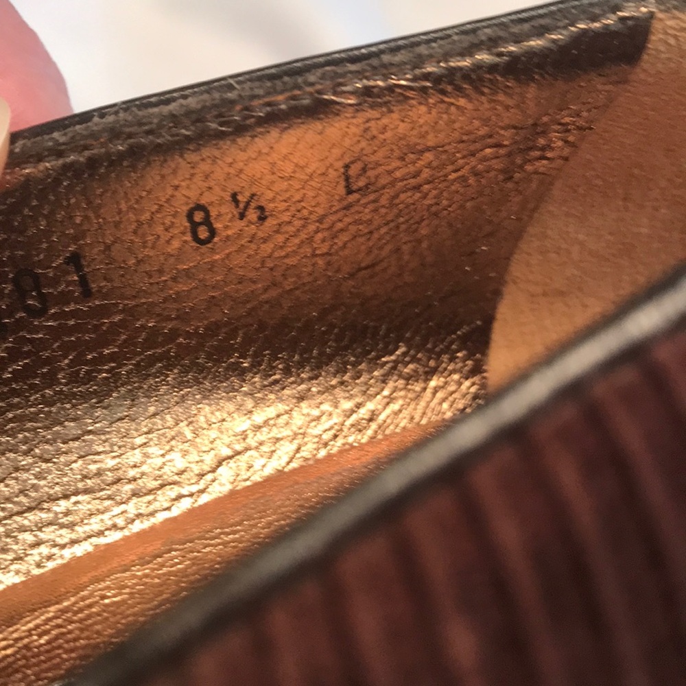 Salvatore Ferragamo Brown Corduroy Pumps - Picture 8 of 9